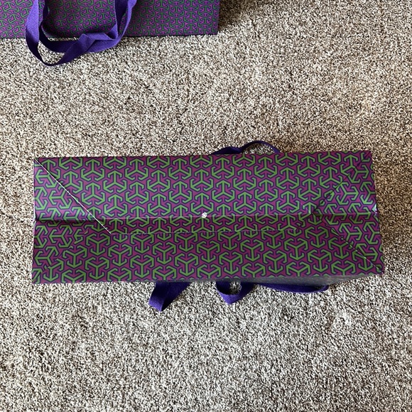 Tory Burch Shopping Bags - Picture 6 of 6